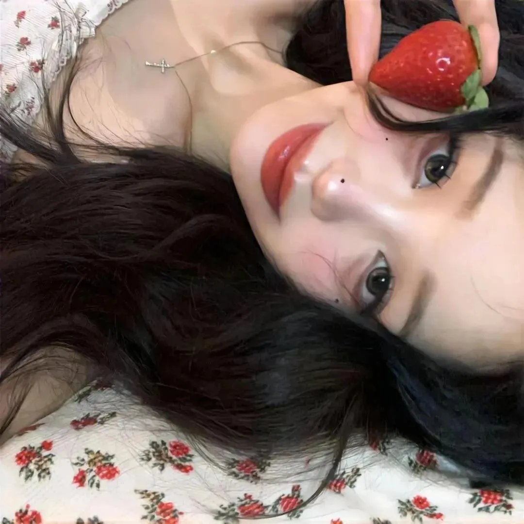 君是慕容卿似花